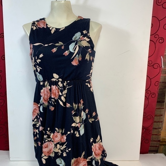 NWT Vanilla Bay Midnight Rose Maxi - Picture 2 of 6